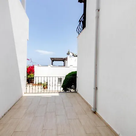 Sea View Duplex Private In Bodrum Gundogan 酒店
